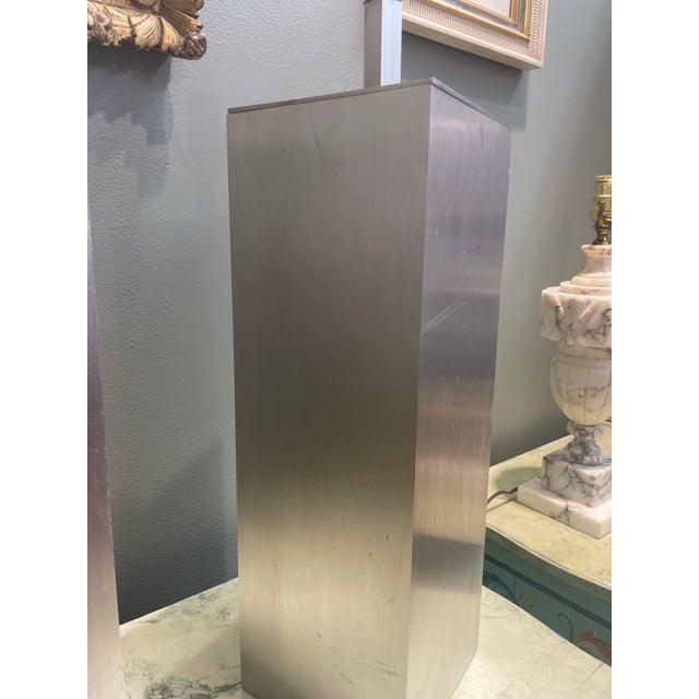 Platinum Pair of Vintage Platinum Metal Table Lamps For Sale - Image 8 of 9