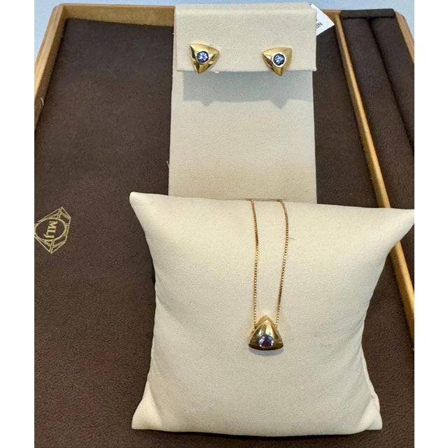 Three Piece Tanzanite Pendant & Earring Set In 14 Karat Yellow Gold with Chain For Sale - Image 12 of 18