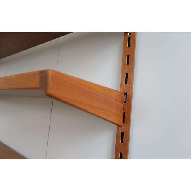 Danish Wall Shelf in Teak from FM Møbler, 1960s For Sale - Image 11 of 18