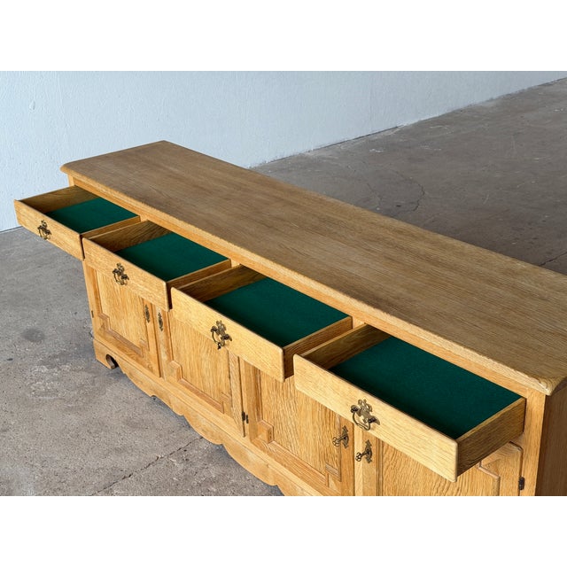 Mid-Century Modern Oak Sideboard from Hundstrup Møbelfabrik, 1970s For Sale - Image 8 of 15