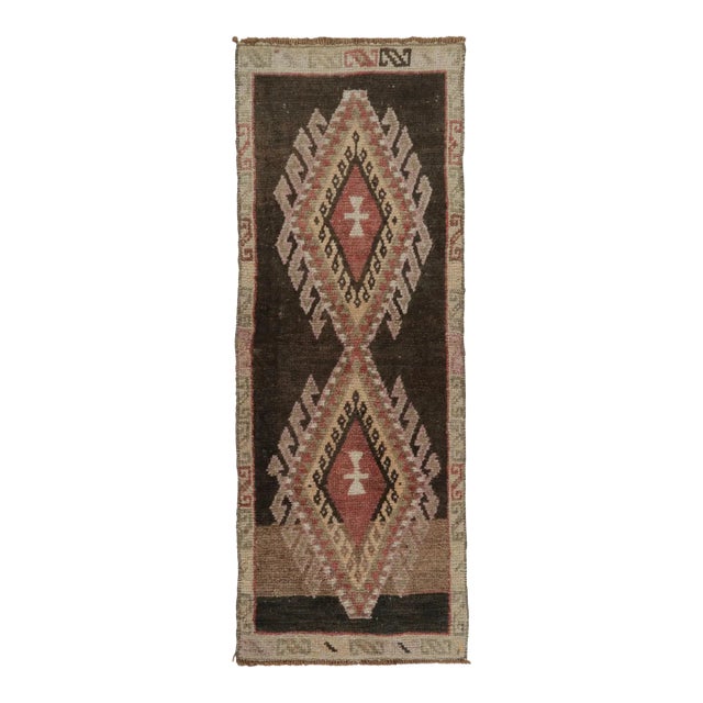 Vintage Turkish Gift-Sized Rug With Geometric Twin Medallions - Rug & Kilim For Sale