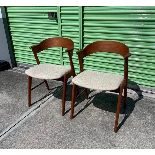 Kai Kristiansen for Korup Stolefabrik, Denmark, Model 32 Teak Chairs, a Pair For Sale - Image 12 of 12