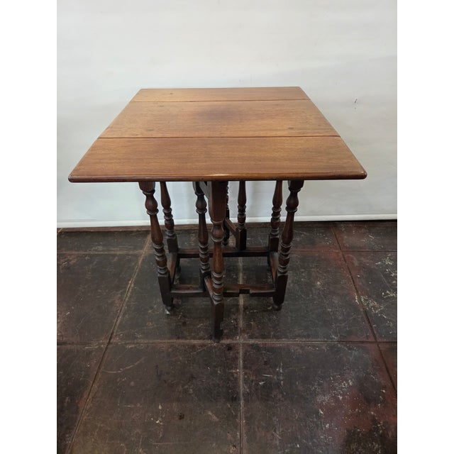 18th Century Drop Leaf Gate Leg Brown Mahogany Small Table William & Mary For Sale - Image 15 of 18