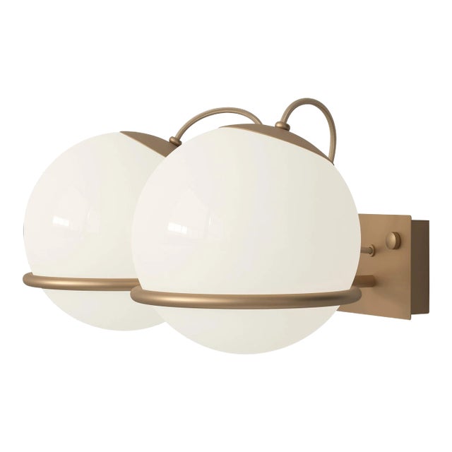 Gino Sarfatti Model 238/2 Wall Lamp in Champagne For Sale