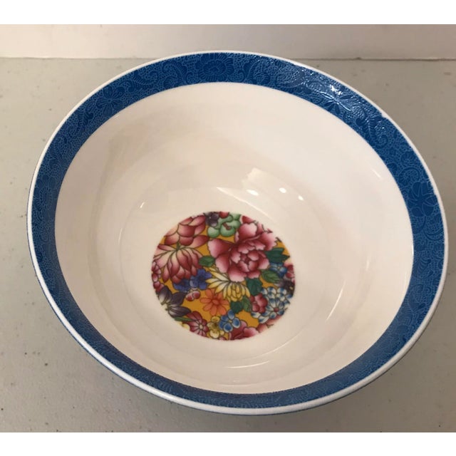 Chinese Chinese Famille Rose Porcelain Hand Painted Flower Bowl For Sale - Image 3 of 6