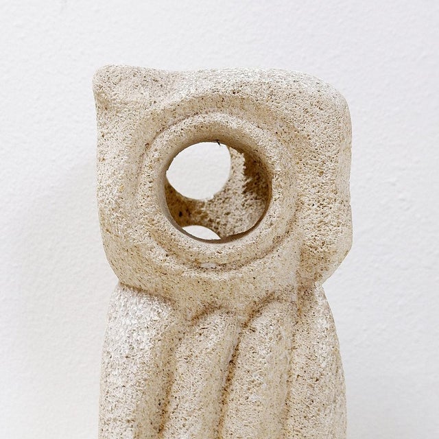 Mid-Century Limestone Owl Lamp by Albert Tormos, France, 1970s For Sale - Image 4 of 15