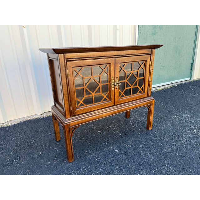 Mid 20th Century Vintage Chinoiserie Walnut Nightstand or Side Table For Sale - Image 5 of 12