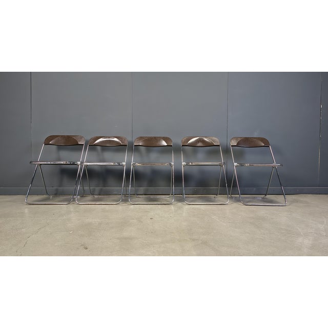 Vintage Plia Folding Chairs by Giancarlo Piretti for Castelli, 1970s, Set of 5, in Good conditions. Designed 1970 to 1979...