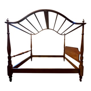 Late 20th Century Vintage Heywood-Wakeman Full Size Camel Hump Canopy Poster Bed Frame For Sale