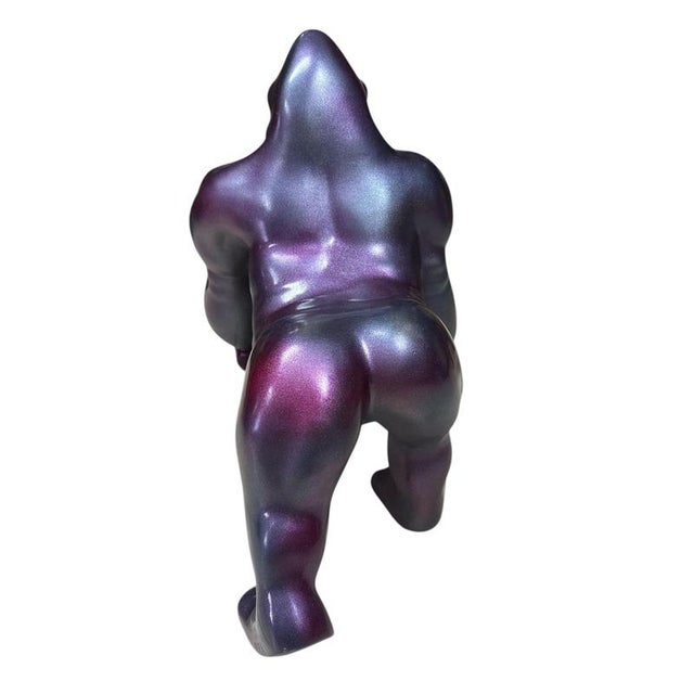 Dimensions: 24 cm wide, 44 cm deep, 36 cm high. Bronze with a colored patina. Contemporary design continues to be a...
