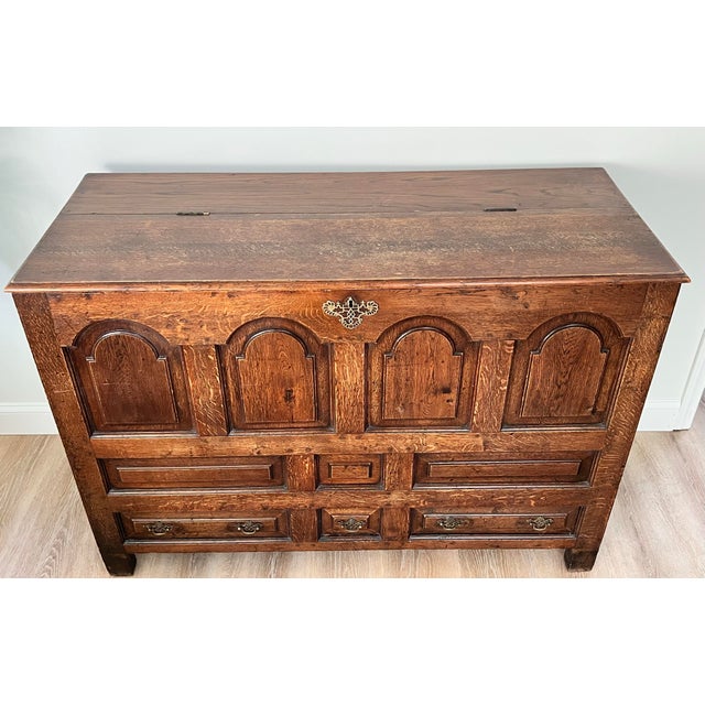 William & Mary Style 19th Century Quarter Sawn Oak Blanket Mule Chest Mortise and Tenon For Sale - Image 12 of 12