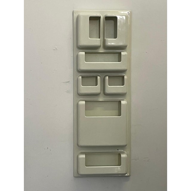 White Wall-Mounted Plastic Storage Unit by Giorgio De Ferrari for Elco, 1970s For Sale - Image 8 of 8