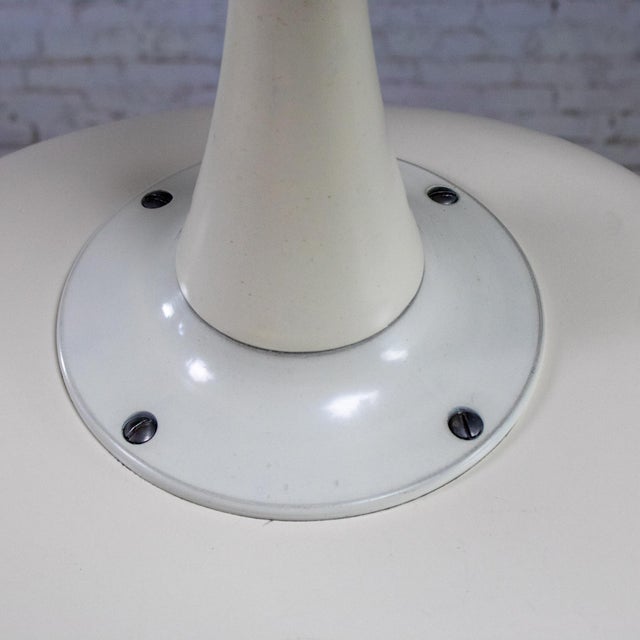 Mid-20th Century MCM Burke Tulip Armchair No 116 With White Shell Round Stationary Base & Black Cushion For Sale - Image 16 of 17