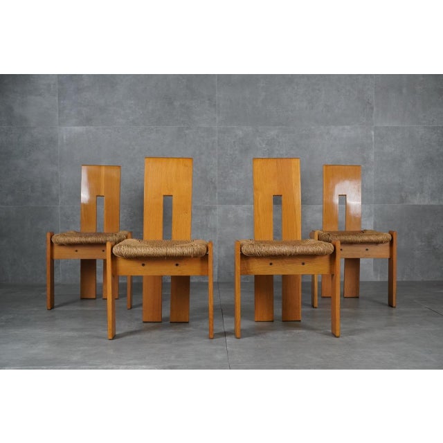 Postmodern Sculptural Oak and Rush Seat Dining Chairs, 1970s, Set of 4, in Very Good conditions. Designed 1970 to 1979