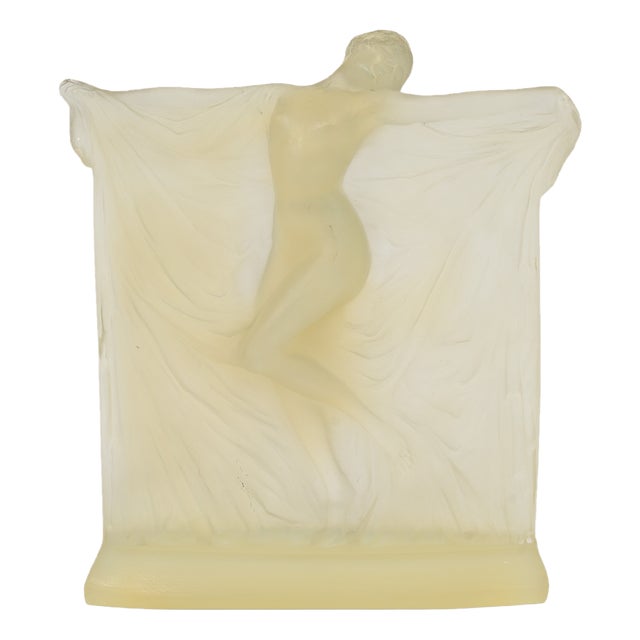 René Lalique, Butterscotsh Thais Statuette, 1925, Glass For Sale
