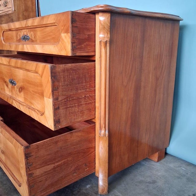 Antique Biedermeier Cherrywood Chest of Drawers, France, 1830 For Sale - Image 15 of 18