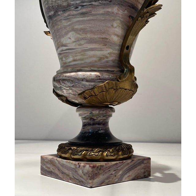 Mid 19th Century Large Louis XV style lamp in marble and decorated with decorative bronze For Sale - Image 11 of 12