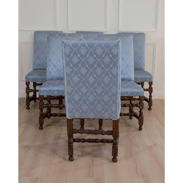 Set of Six Lombard Walnut Reel-Turned Dining Chairs, Early 18th Century For Sale In Atlanta - Image 6 of 9