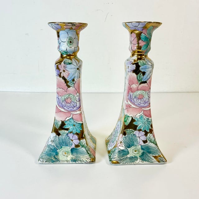 Chinoiserie 1980s Vintage Chinoiserie Boho Chic Hollywood Regency Peony Candleholders - A Pair. For Sale - Image 3 of 10