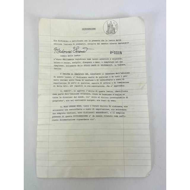 Italian Hand-Carved Alabaster Wall Plate Madonna Serena by A. Santangela for Studio Dante Di Volteradici, 1979 For Sale - Image 9 of 10