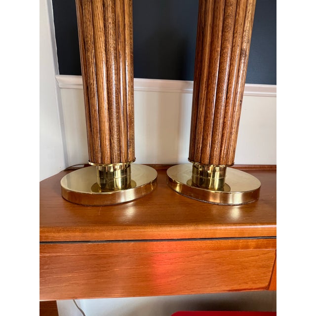 Brown Mid Century Vintage Fluted Wood and Brass-Tone Neoclassical Column Table Lamps For Sale - Image 8 of 8