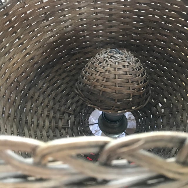 Large Indonesian Table Lamp in Double-Layered Glass and Wicker, 1970s For Sale - Image 12 of 18