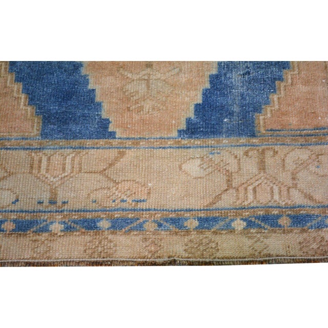 Vintage Turkish Anatolian Hand Knotted Wool Rug, 2'6''x5'2'' For Sale - Image 4 of 5