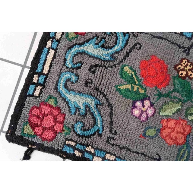 American 1900s Handmade Antique American Hooked Rug 1.6' X 3' For Sale - Image 3 of 9