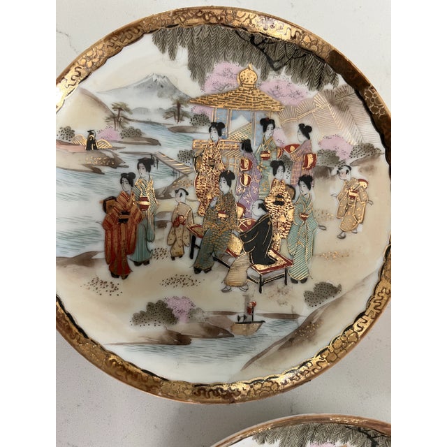 Late 19th Century Late 19th Century Japanese Kutani Small Decorative Plates With Gold Gilt Detail-Set of 3 For Sale - Image 5 of 10