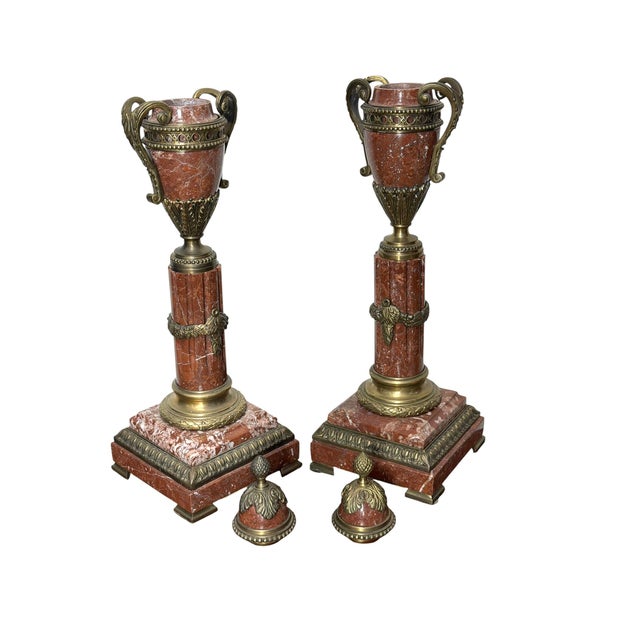 Vintage Biltmore Estate Collection Pair of Neoclassical Rouge Marble Urns Cassolettes For Sale - Image 14 of 17