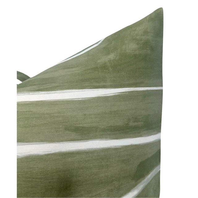 Modern Graffito Linen Pillow Cover in Fern Green For Sale - Image 3 of 4