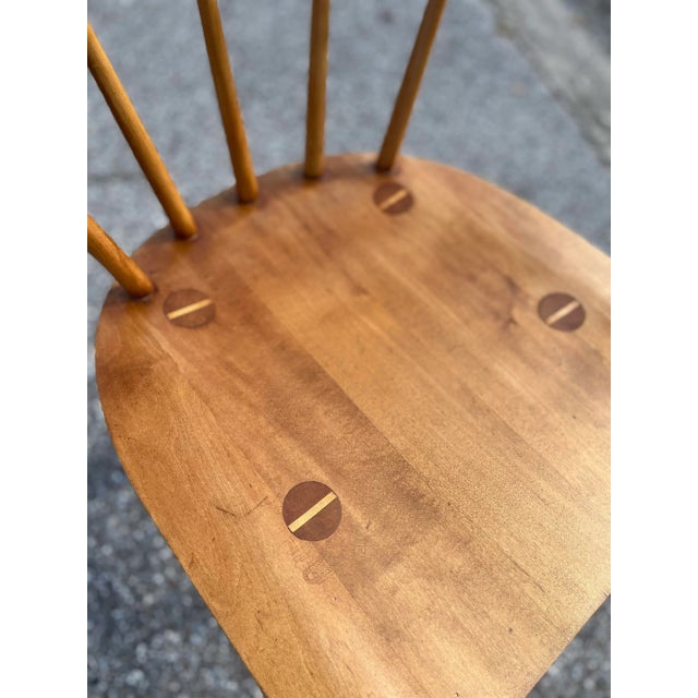 Mid-Century Modern Classic Spindle-Back Maple Dining Chairs by Paul McCobb for Planner Group - Set of Four For Sale - Image 3 of 12