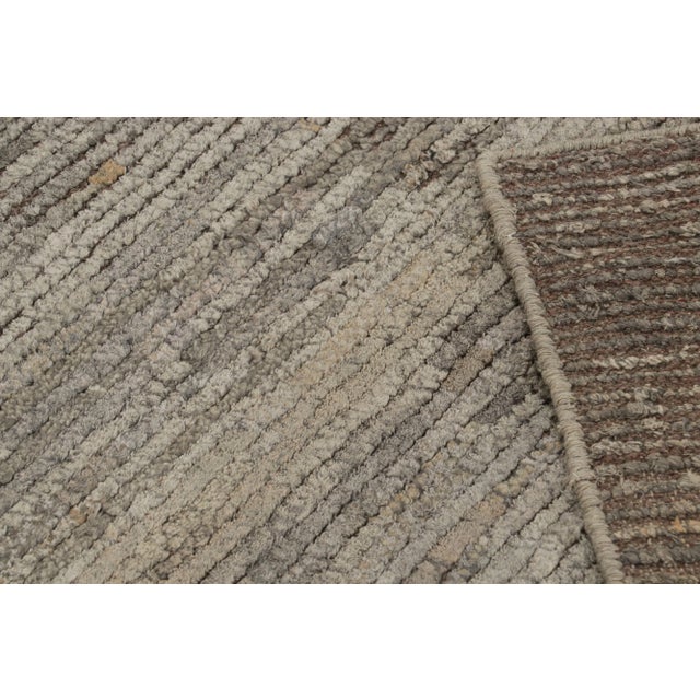 Textile Rug & Kilim’s Contemporary Textural Rug in Gray and Beige Tones For Sale - Image 7 of 7