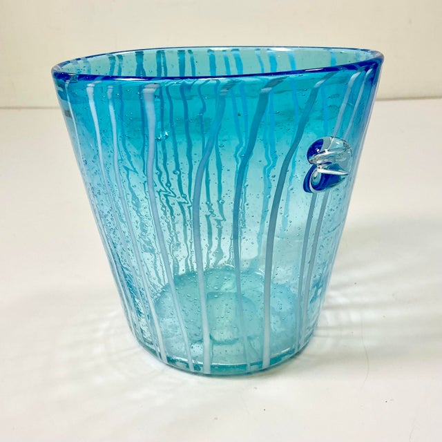 Glass 1960s Vintage Italian Hollywood Regency Pablo Venini Murano Glass Ice Bucket With Petite Bubbles For Sale - Image 7 of 10