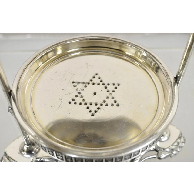 Antique Meriden Co Victorian Silver Plated Round Dome Covered Butler Butter Dish For Sale In Philadelphia - Image 6 of 17