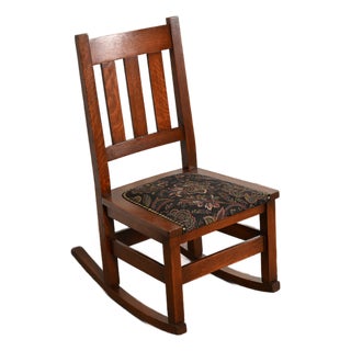 Stickley Brothers Antique Mission Oak Arts & Crafts Sewing Rocking Chair, Circa 1900 For Sale