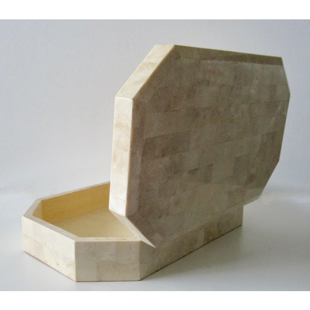 Maitland Smith Large Tessellated Stone, Hinged Keepsake Box For Sale In West Palm - Image 6 of 18