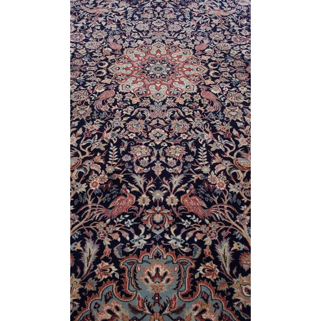 Offered is this luxurious oriental style rug with beautiful colors and patterns 299x200cm. Let your home shine with this...