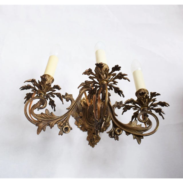 French Gilt Bronze Rococo Style Sconces, 1920s, Set of 2 For Sale - Image 6 of 9