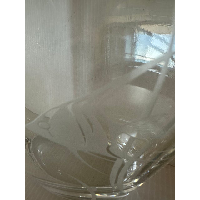 1980s Nachtmann Germany Clear Crystal Vase Edged With "Sea Life" Design For Sale - Image 10 of 12