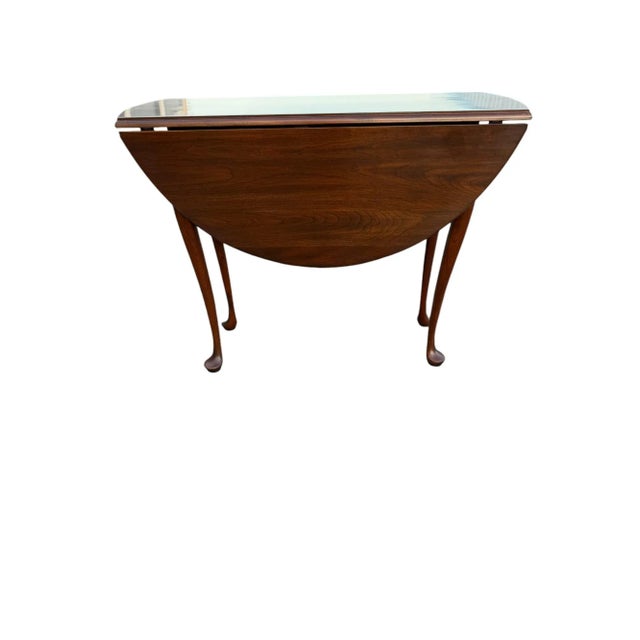 Late 20th Century Harden Sleepy Hollow Restorations Drop Leaf Gate Leg Occasional Table For Sale - Image 9 of 12