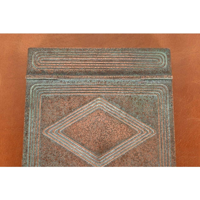 Early 20th Century Tiffany Studios New York Graduate Pattern Bronze Notepad Holder For Sale - Image 5 of 12