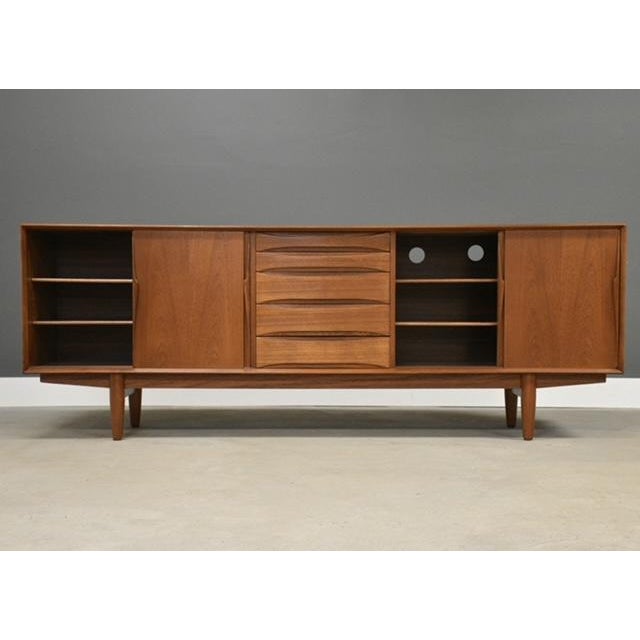 Mid-Century Modern 1960s Refinished Arne Vodder for Skovby 86” Teak Credenza For Sale - Image 3 of 13