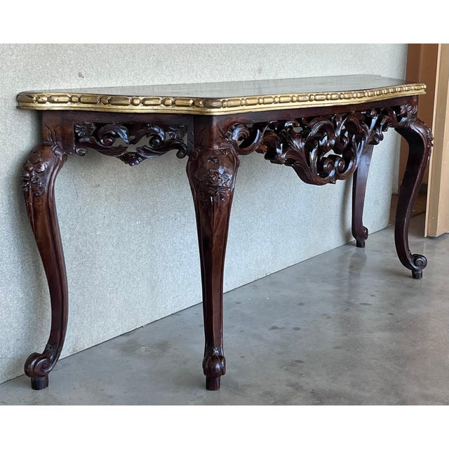 Early 20th Century Large French Regency Carved Walnut Console Table with Gilted Edges For Sale - Image 17 of 18