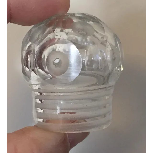 Antique 19th Century Anglo Irish George III Cut Glass Salt Shakers- A Pair For Sale In New York - Image 6 of 7