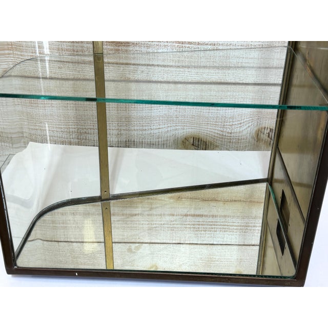 French Belle Epoque Bronze & Glass Angled Showcase/Vitrine, Paris, C. 1900 For Sale - Image 14 of 14