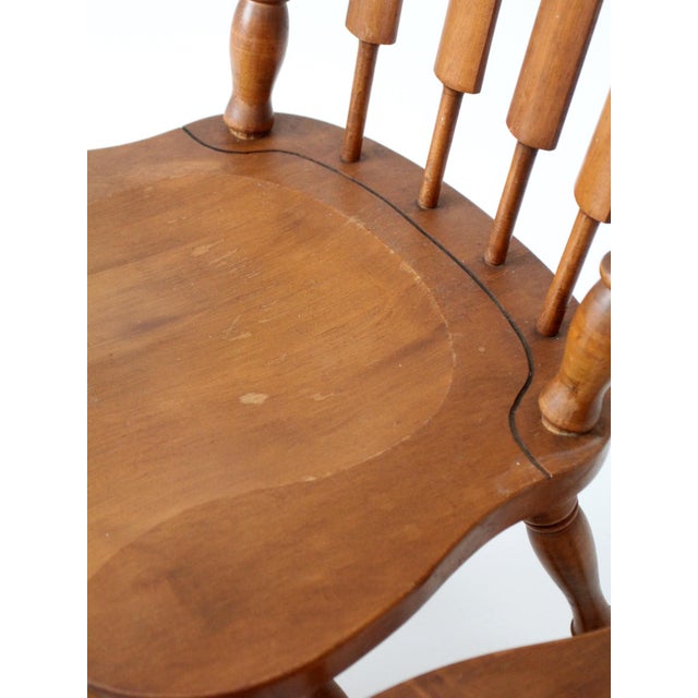 Vintage Richardson Brothers Windsor Dining Chairs Set of 4 For Sale - Image 4 of 18