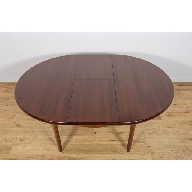 Mid-Century Round Extendable Dining Table, United Kingdom, 1960s For Sale - Image 12 of 16