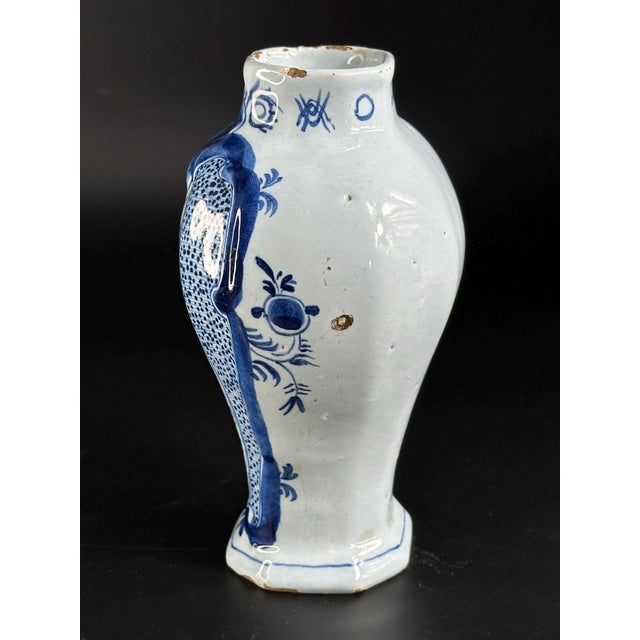 Antique Delft Vase by Van Duijn, 1700s For Sale - Image 4 of 10