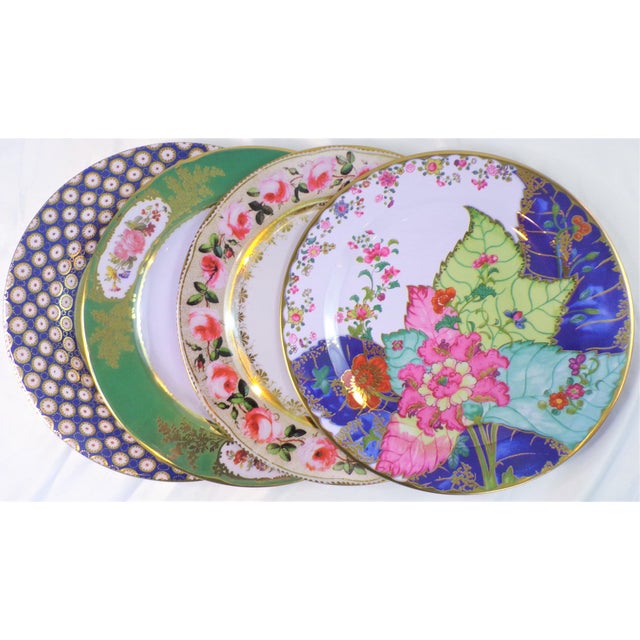 We love this mix n'match new take on service-ware ..... and this one checks every box, with every color! This is a set of...